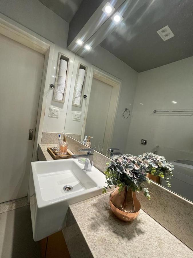 Lindo Apartamento Mobiliado, Uma Quadra Da Praia! Apartment Rio de Janeiro Bagian luar foto